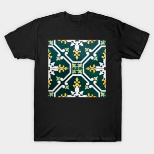 Traditional Portuguese glazed tiles T-Shirt